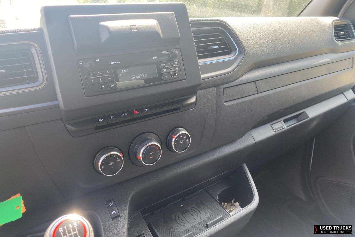 Renault Trucks Master 145
