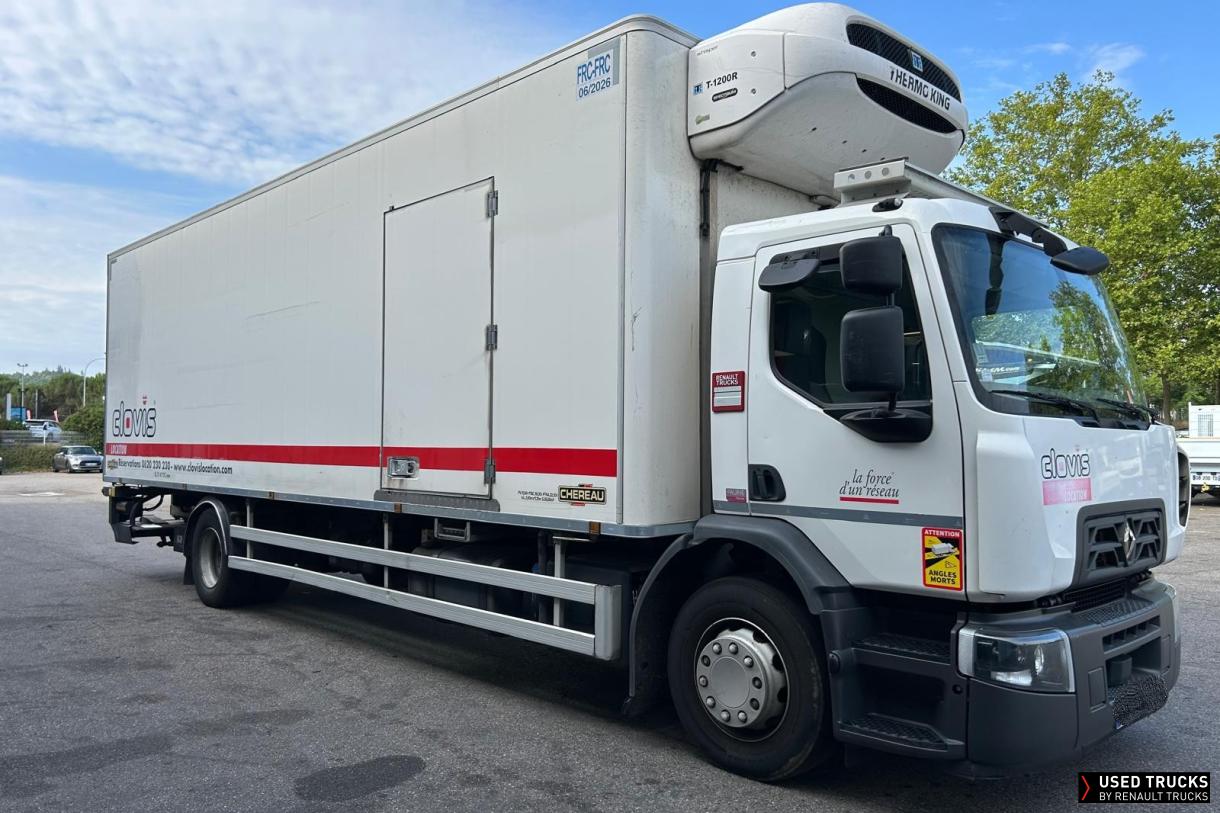 Renault Trucks D Wide 320