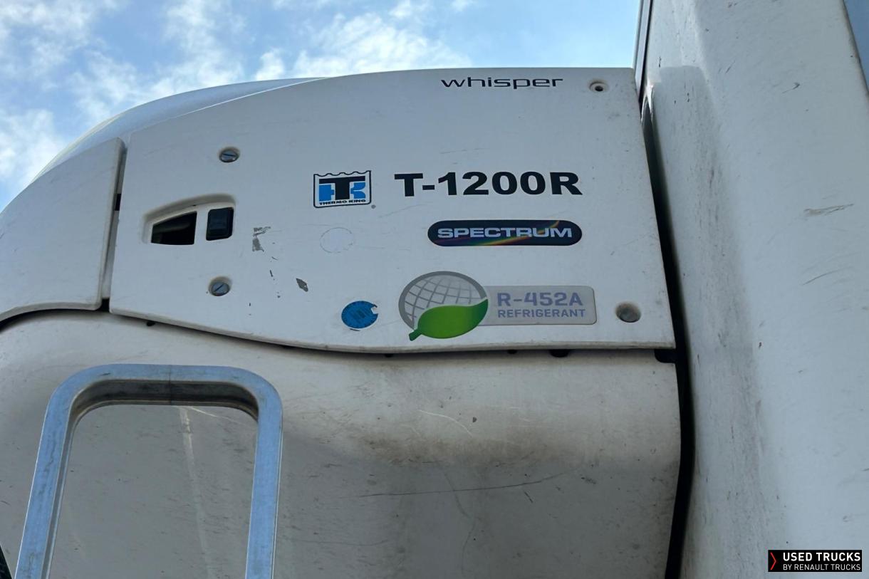Renault Trucks D Wide 320