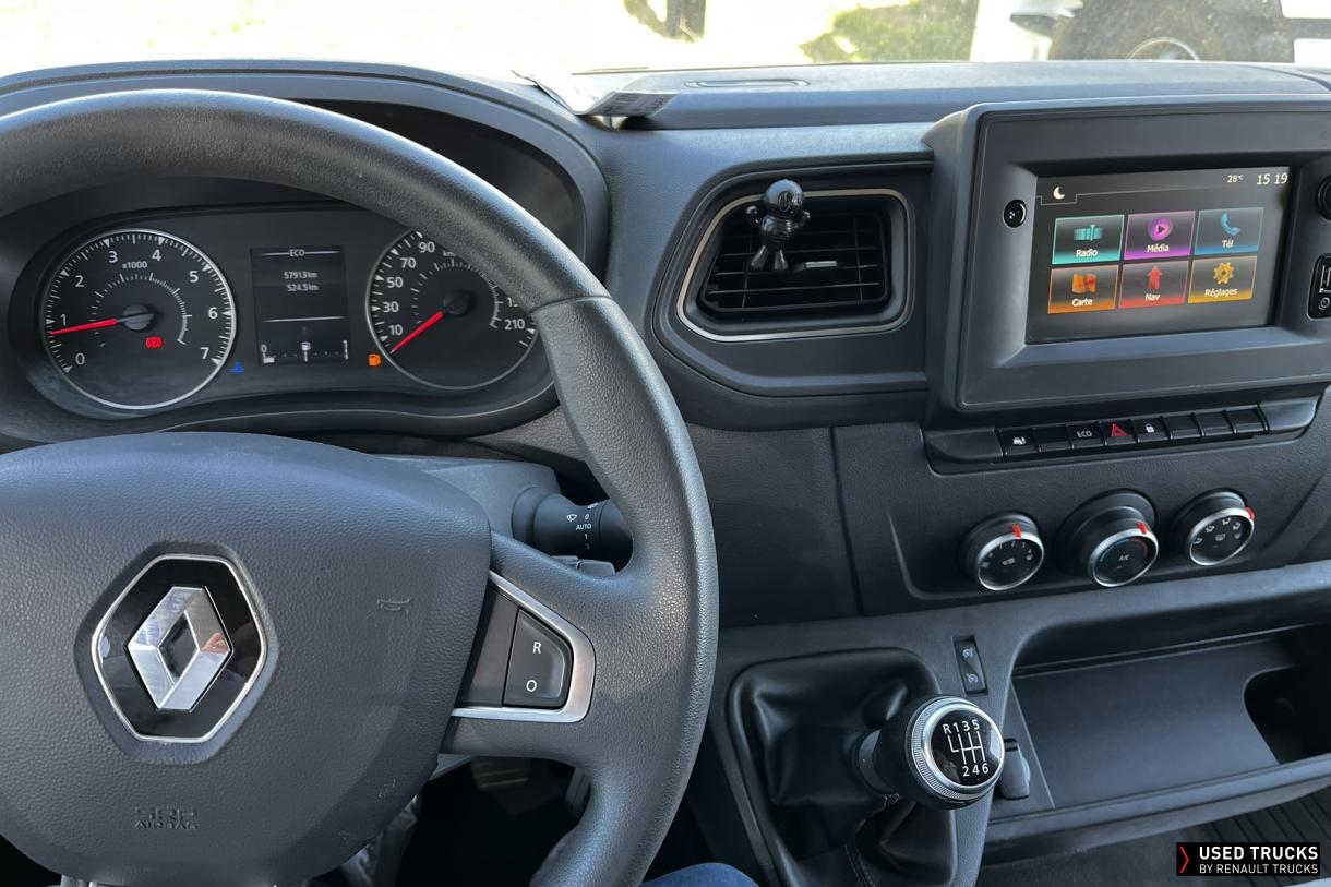 Renault Master 130