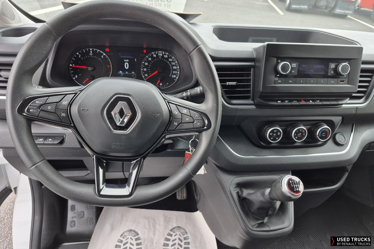 Renault Trucks Trafic 130