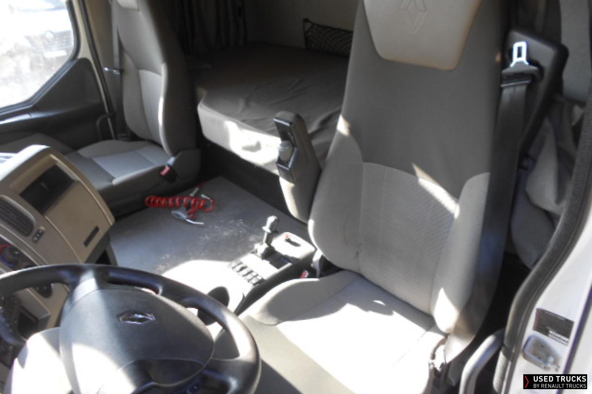 Renault Trucks Premium Route 460