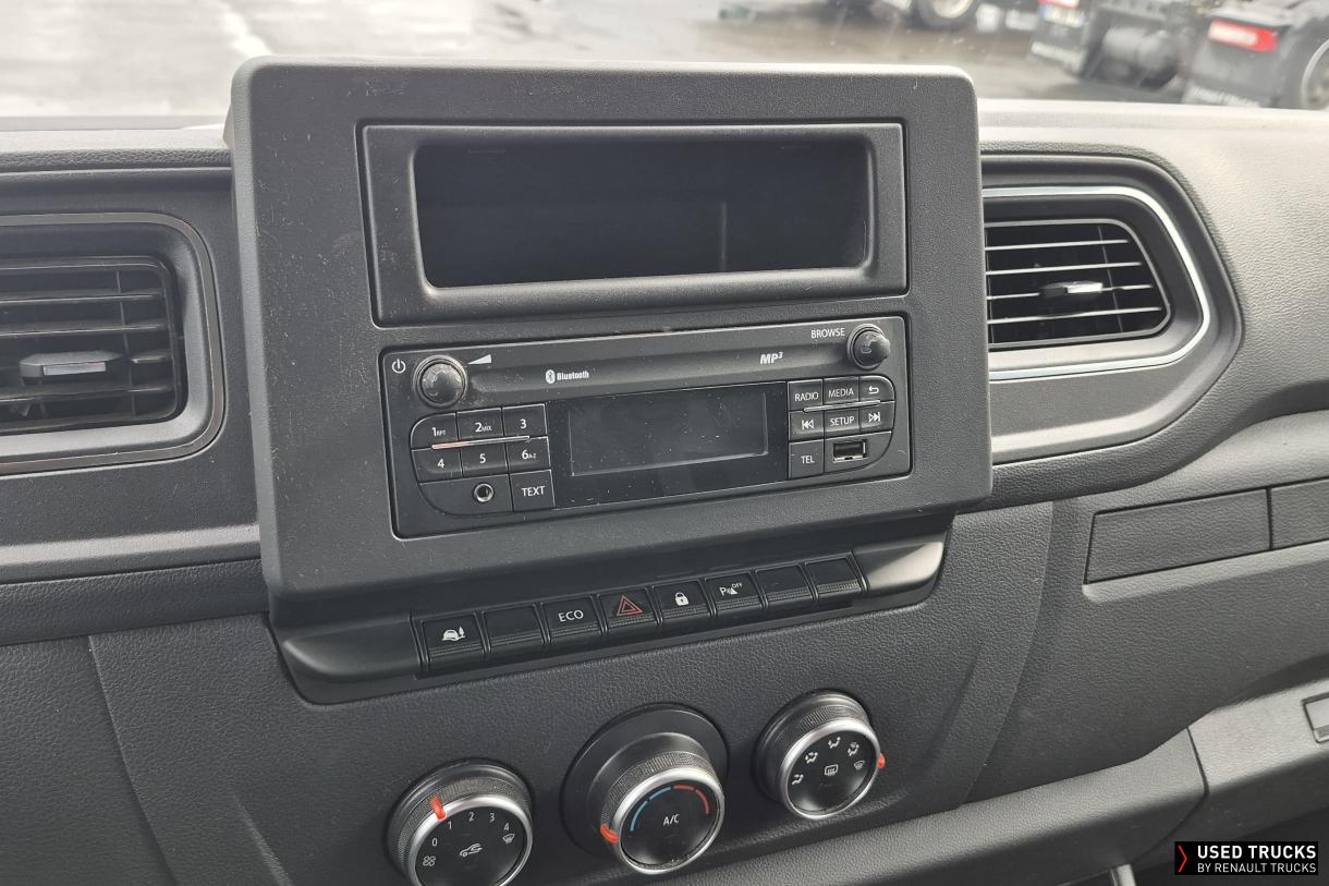 Renault Trucks Master 135