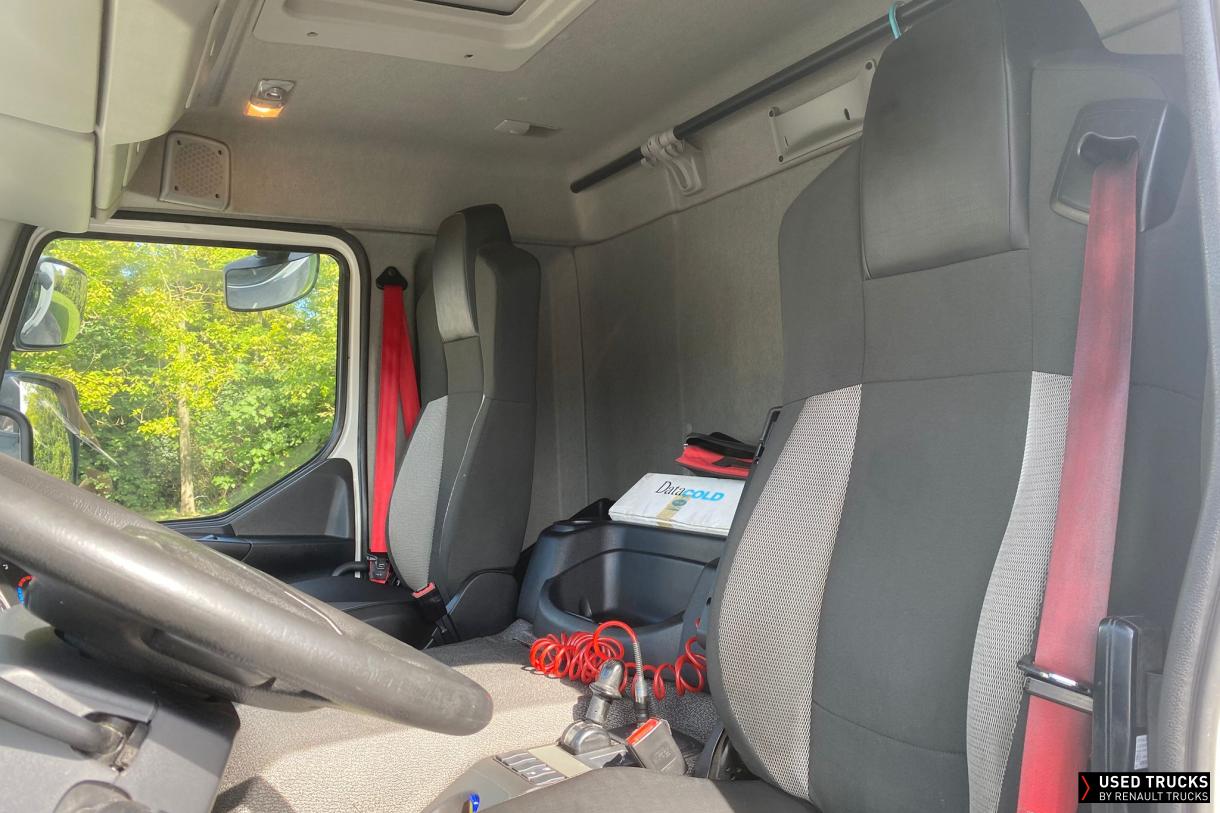 Renault Trucks D Wide 430
