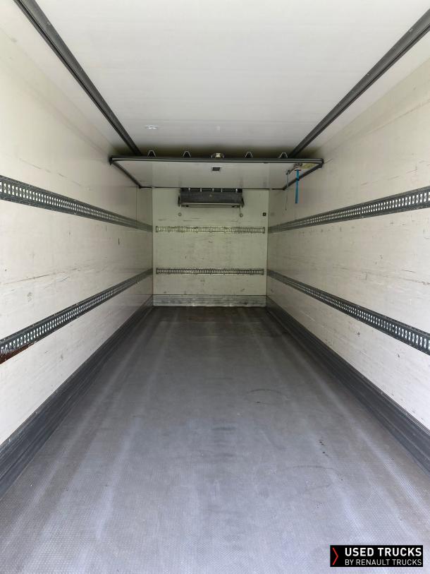Renault Trucks D Wide 430