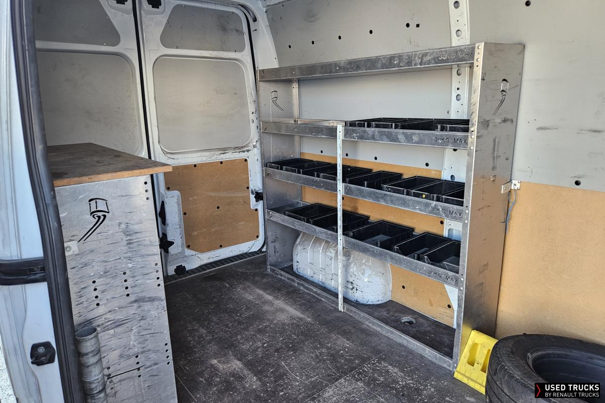 Renault Trucks Master 145