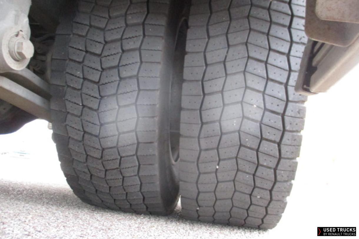 Renault Trucks Premium Distribution 280