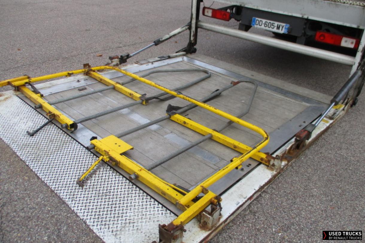 Renault Trucks Premium Distribution 280