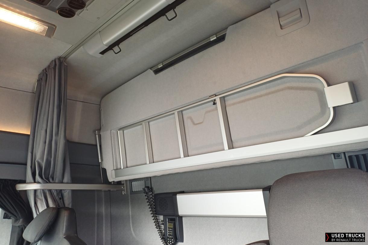 Renault Trucks T High 520