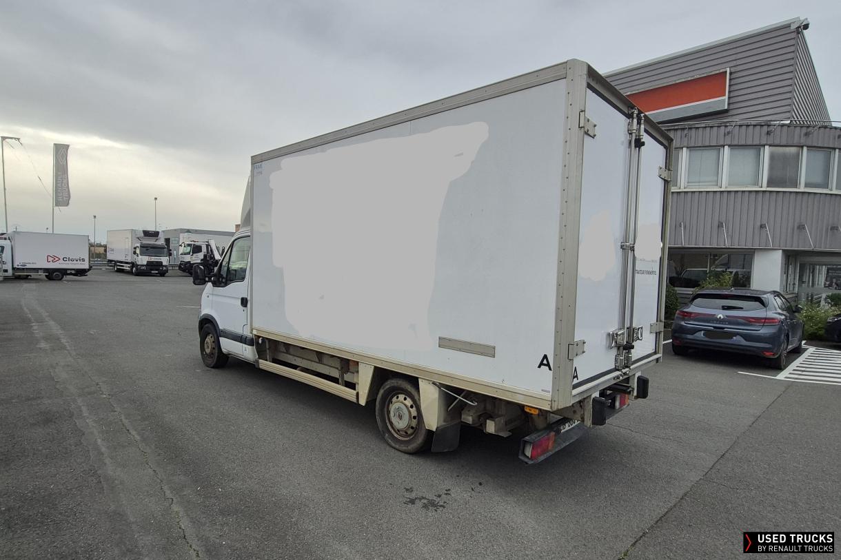 Renault Trucks Master 120