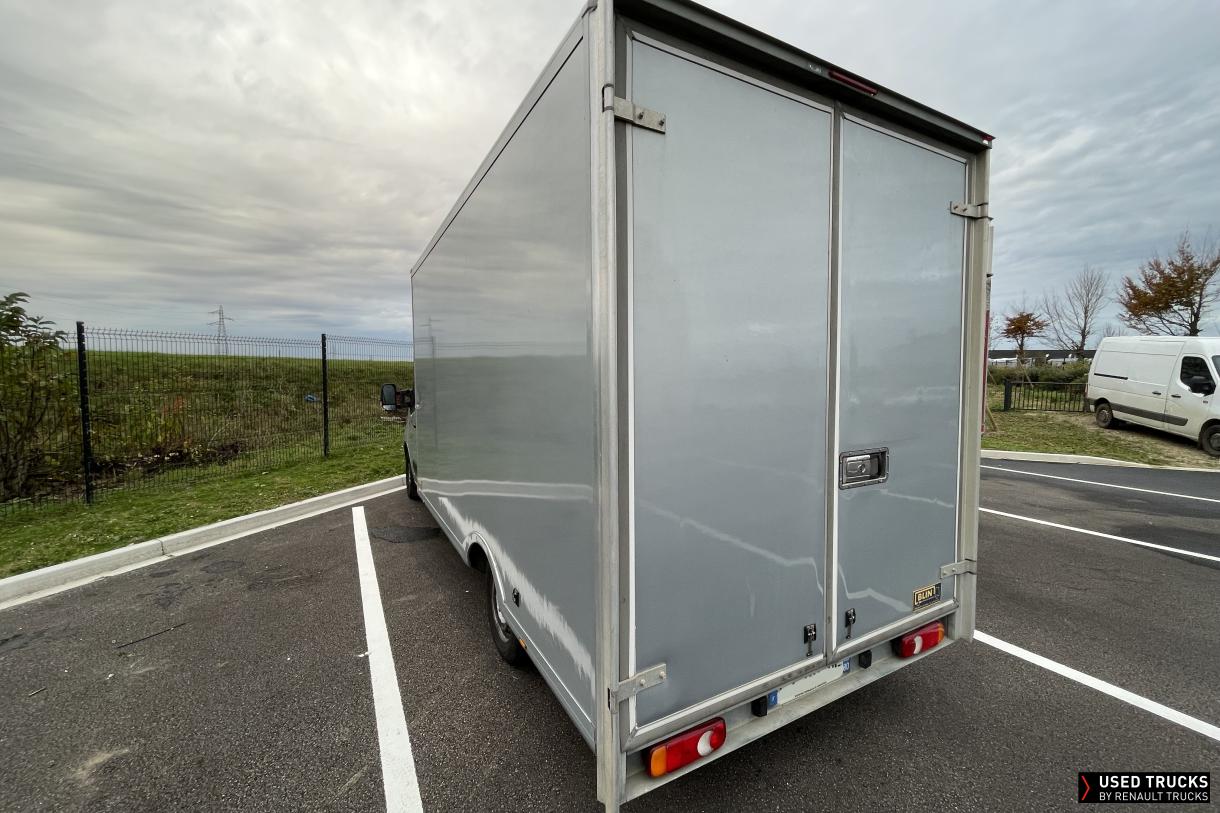 Renault Trucks Master 170