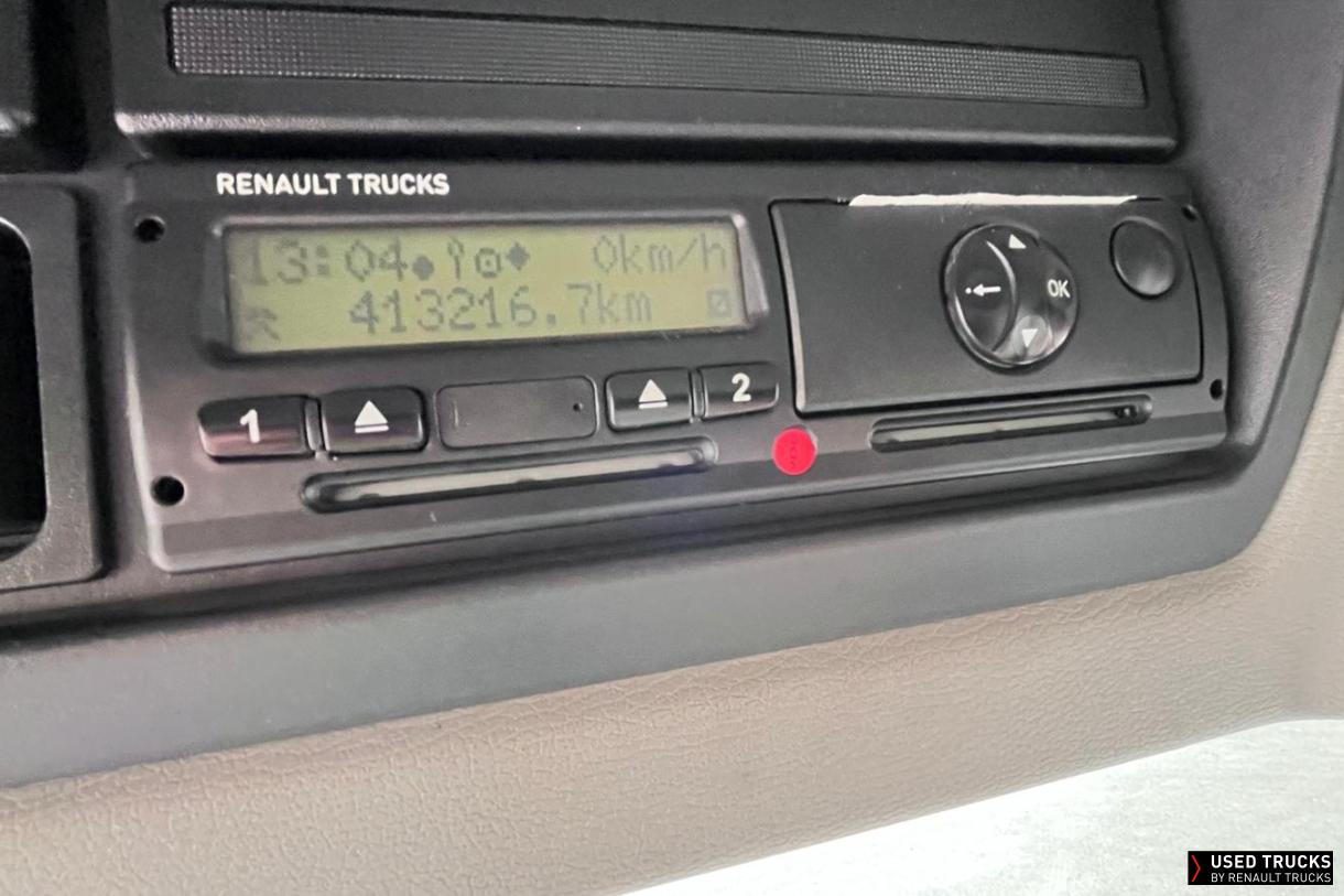 Renault Trucks D Wide 320