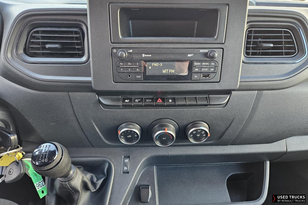 Renault Trucks Master 145