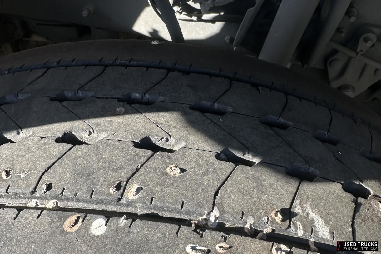 Renault Trucks D Cab 2.1 210