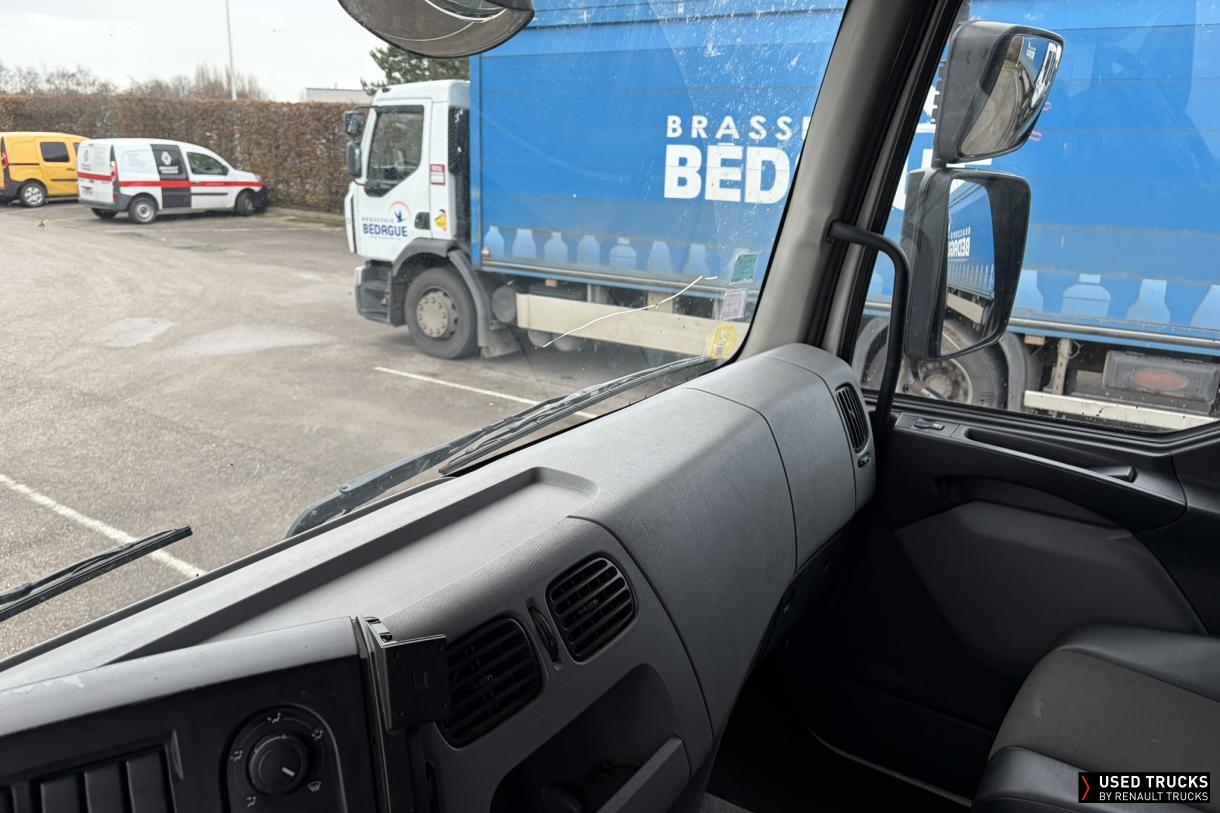 Renault Trucks D Wide 380