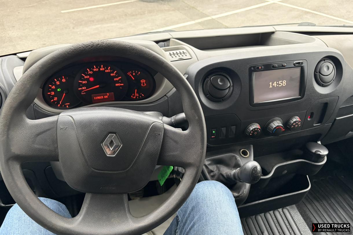 Renault Trucks Master 130