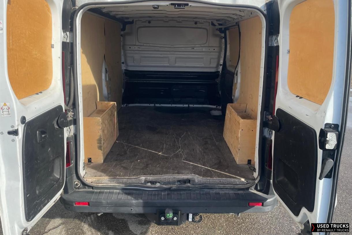 Renault Trafic 120
