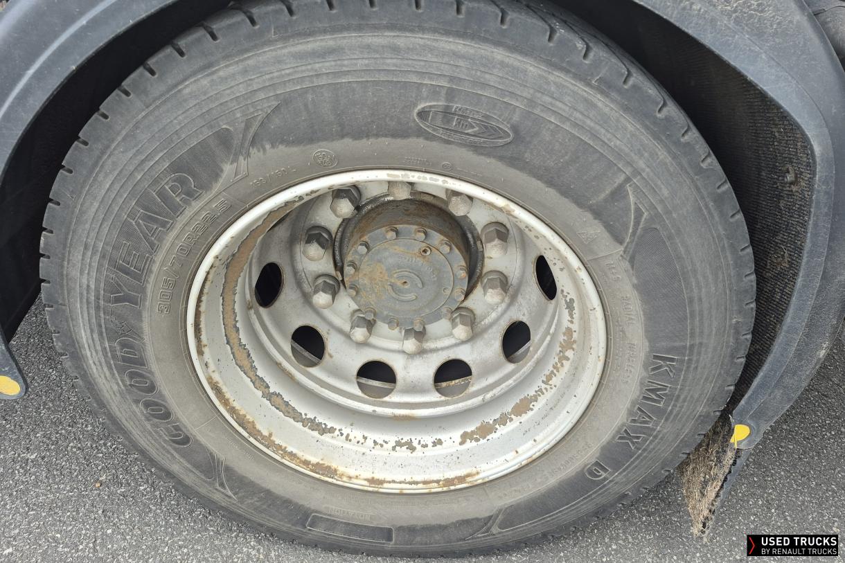 Renault Trucks D 280