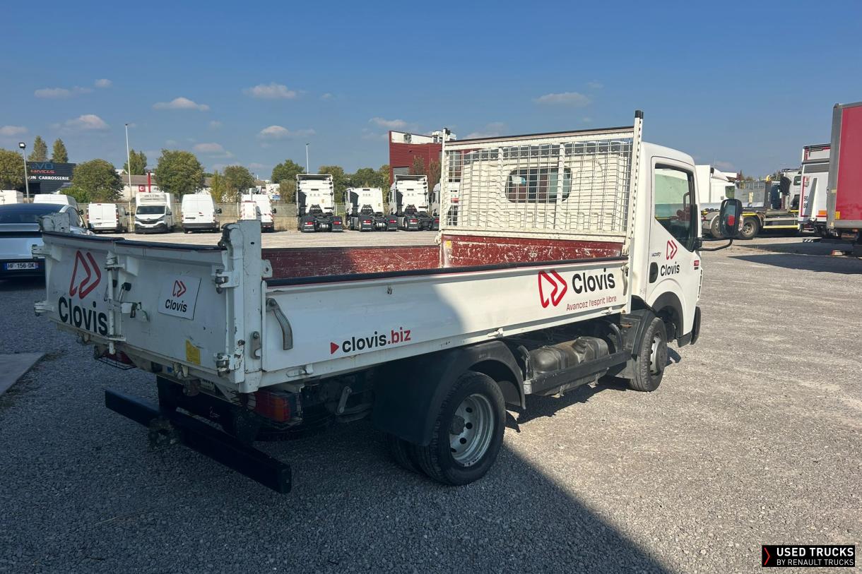 Renault Trucks Maxity 130