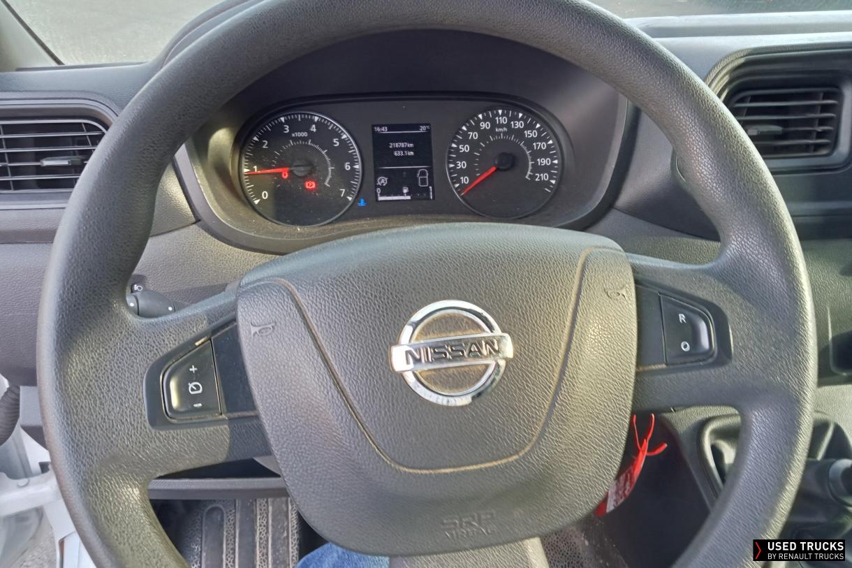 Nissan Interstar 150