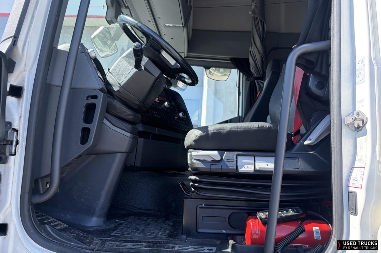 Renault Trucks T 440