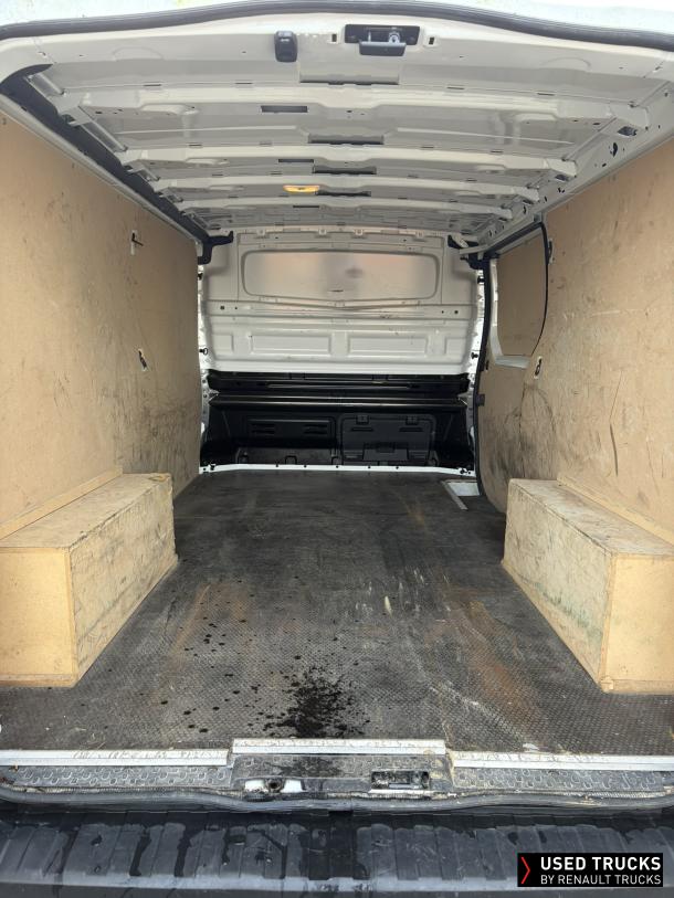 Renault Trucks Trafic 130