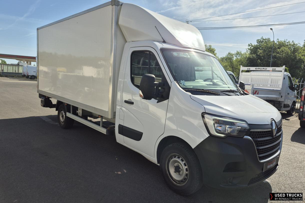 Renault Trucks Master 145