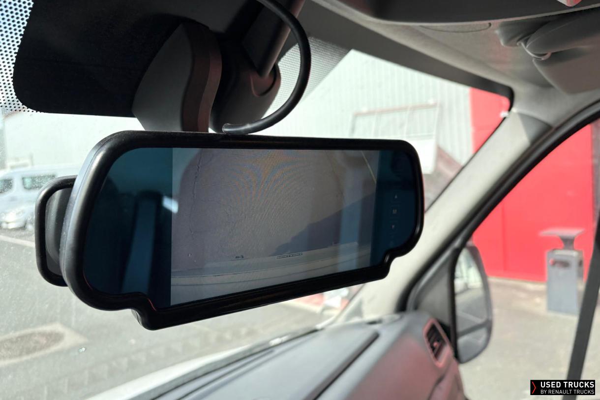 Renault Master 145
