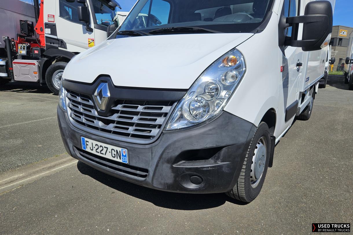 Renault Trucks Master 145