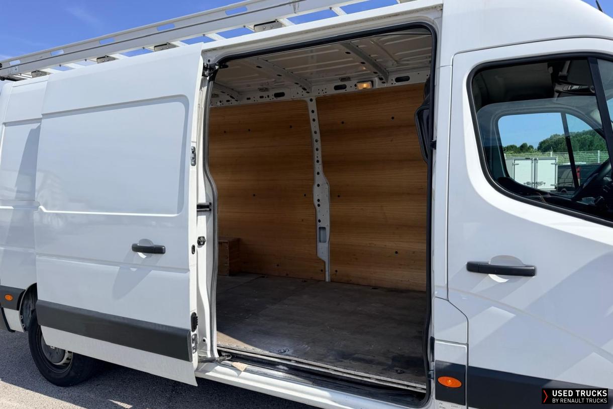 Renault Trucks Master 135