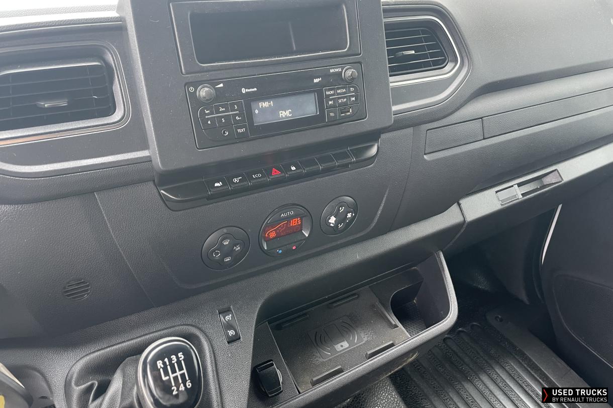 Renault Trucks Master 145