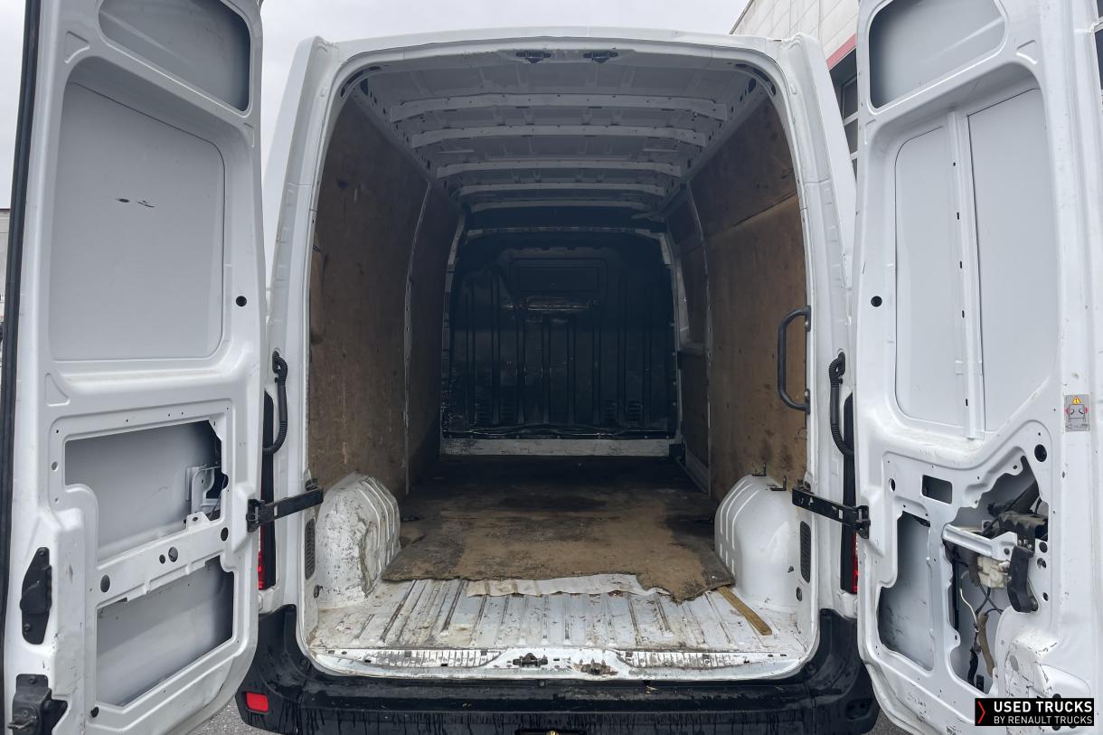 Renault Trucks Master 145