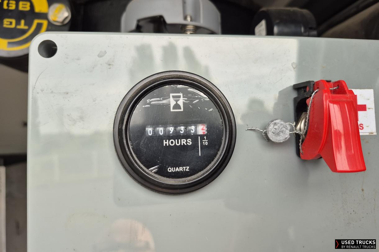 Renault Trucks Master 145