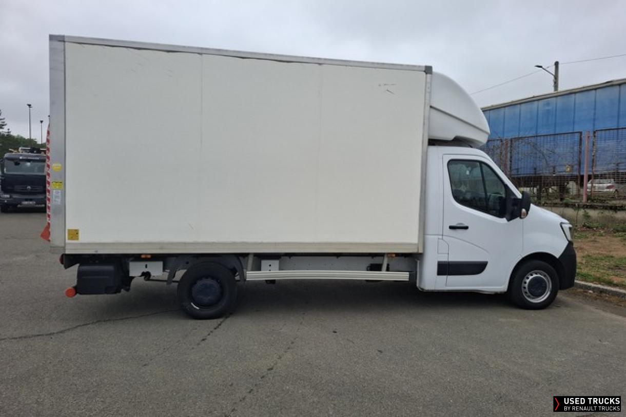 Renault Master 145