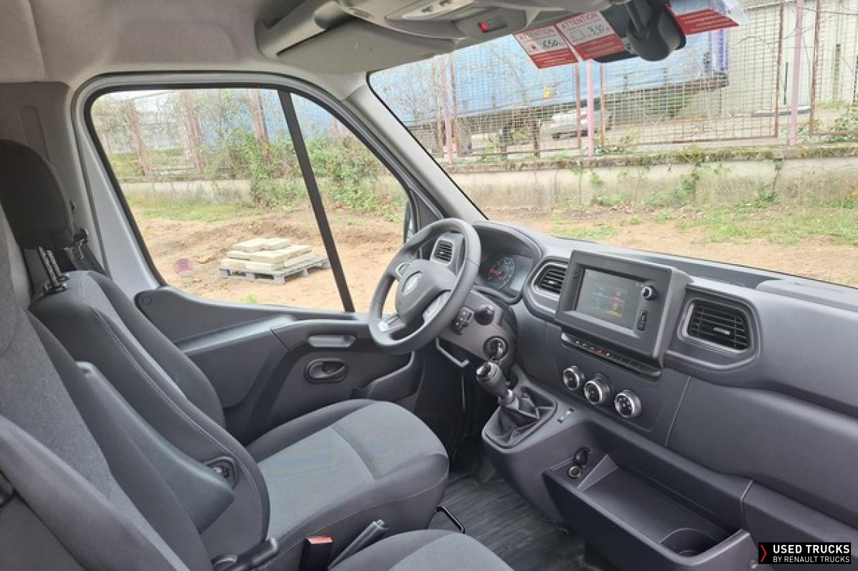 Renault Master 145