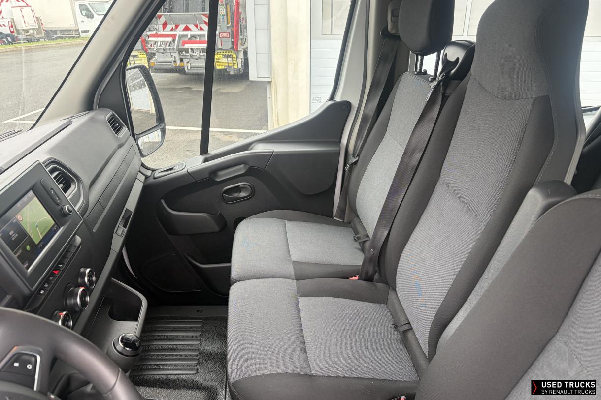 Renault Master 150