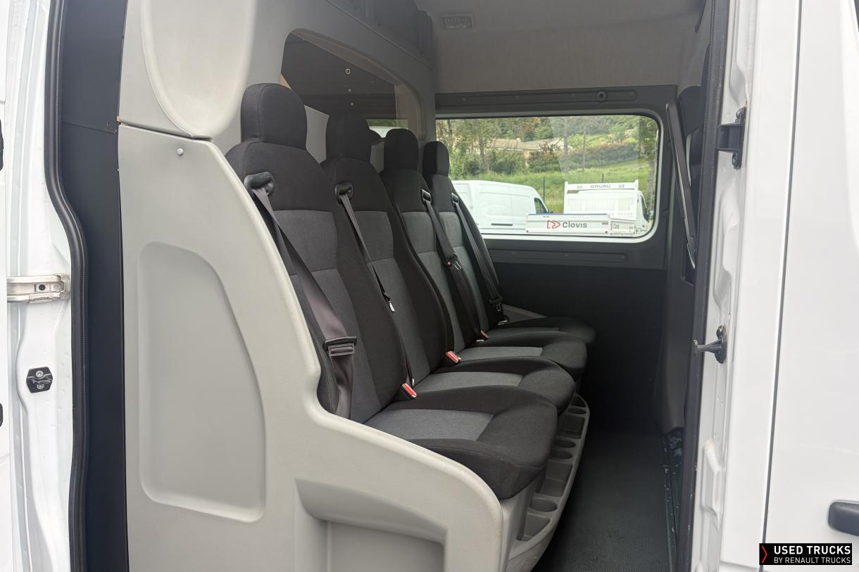 Renault Master 150