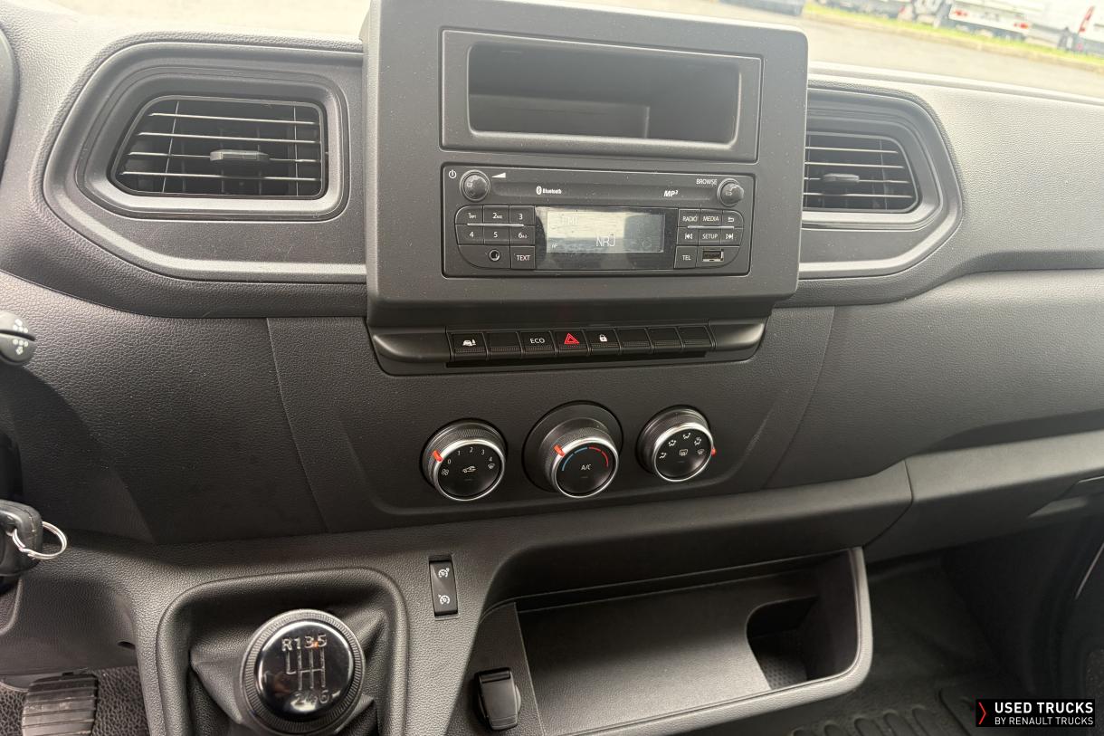 Renault Master 130
