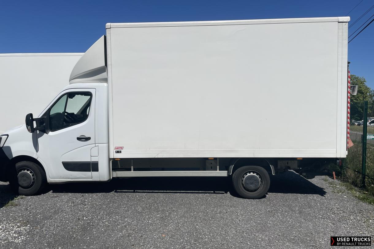 Renault Master 145