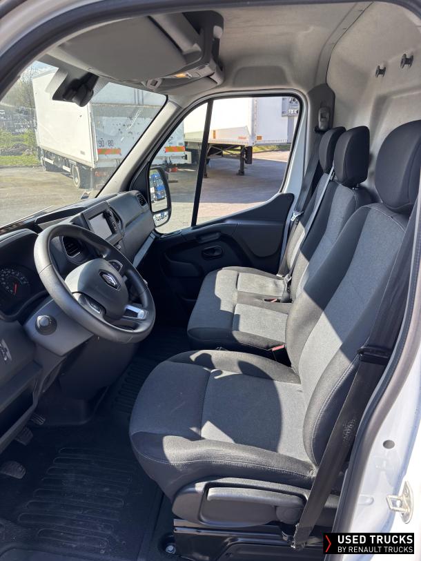 Renault Master 140