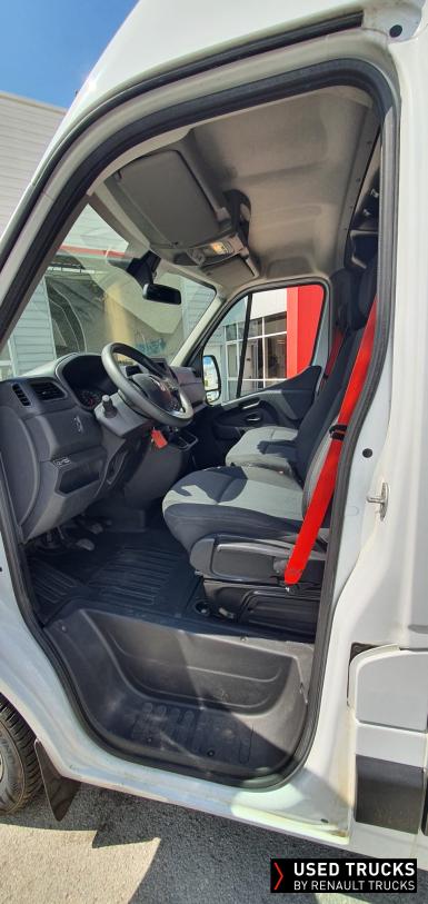 Renault Trucks Master 135