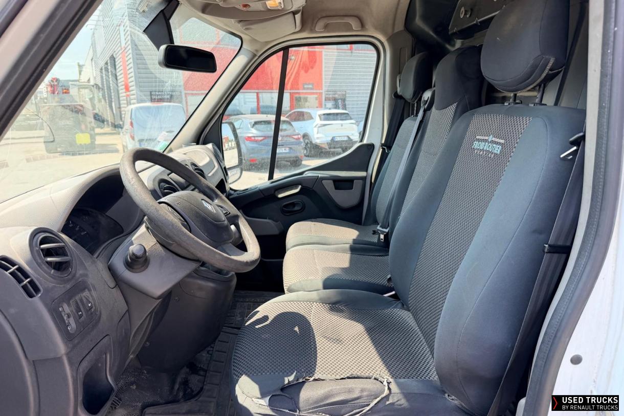Renault Trucks Master 145
