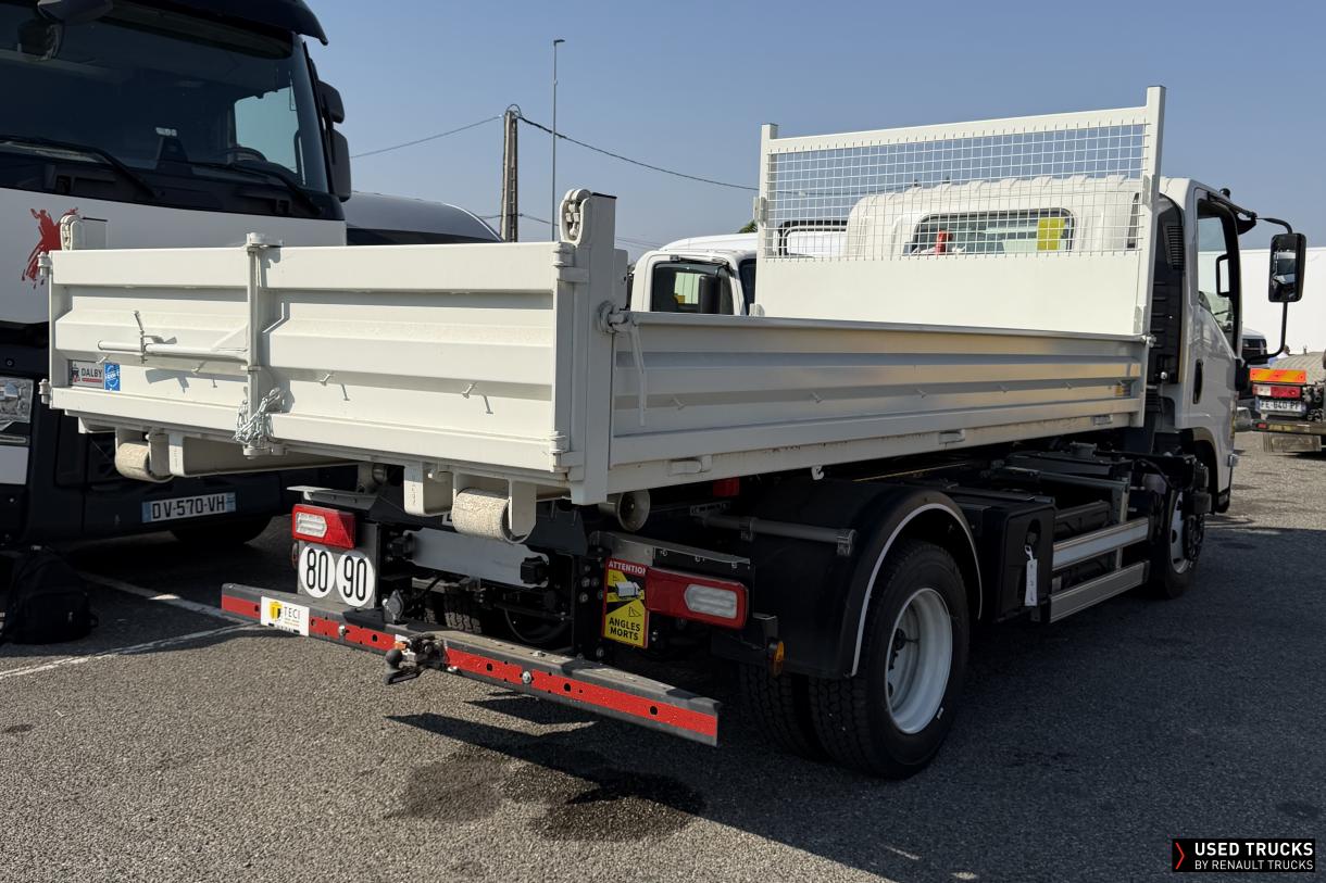 Isuzu M30 190