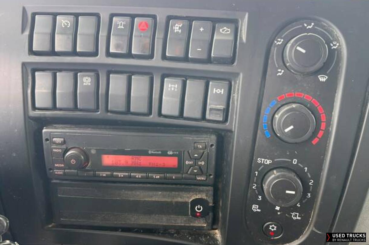 Renault Trucks D 240