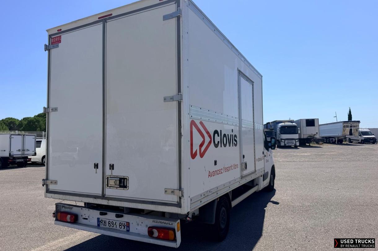 Renault Trucks Master 145
