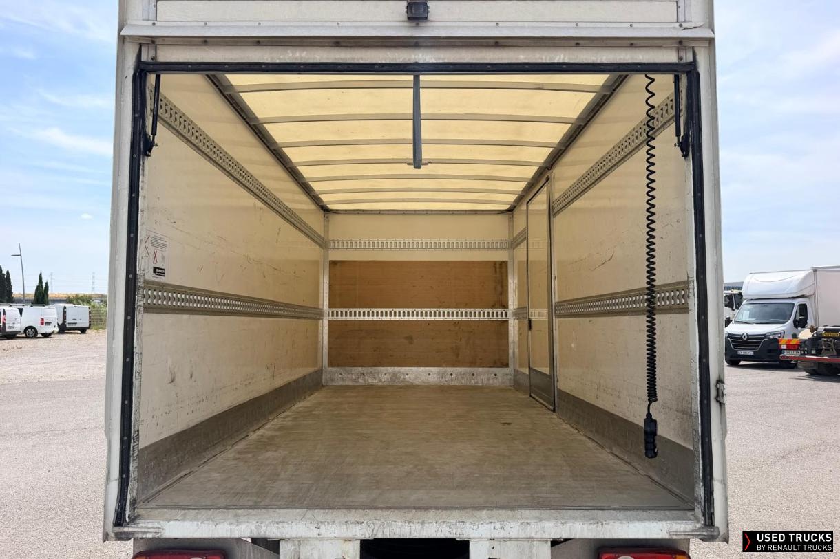 Renault Trucks Master 145