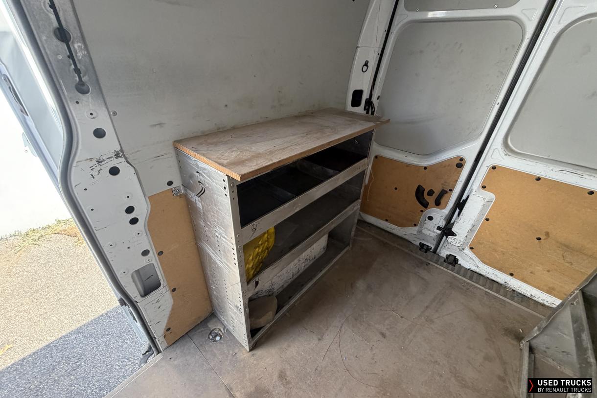 Renault Trucks Master 145