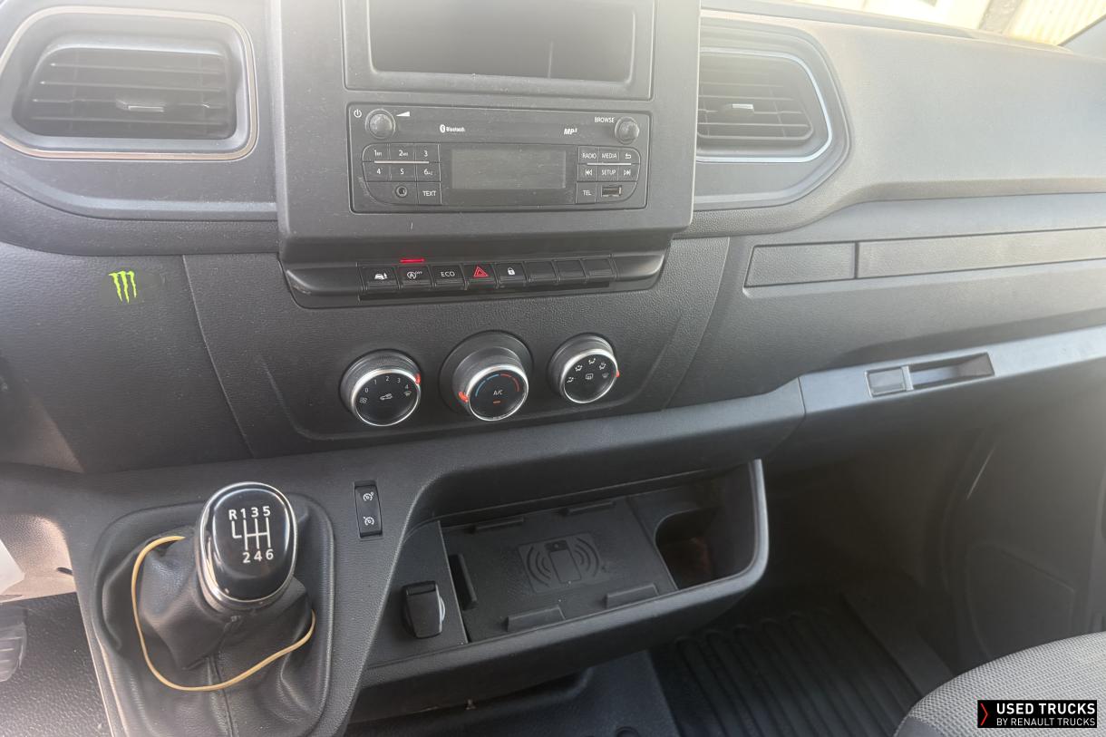 Renault Trucks Master 145