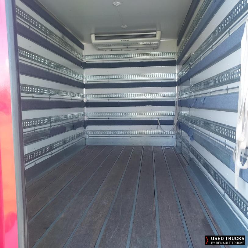 Renault Trucks D Wide 380