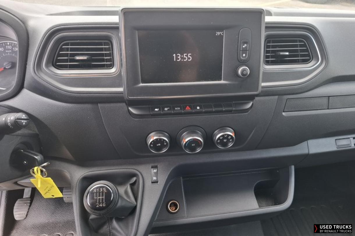 Renault Master 145